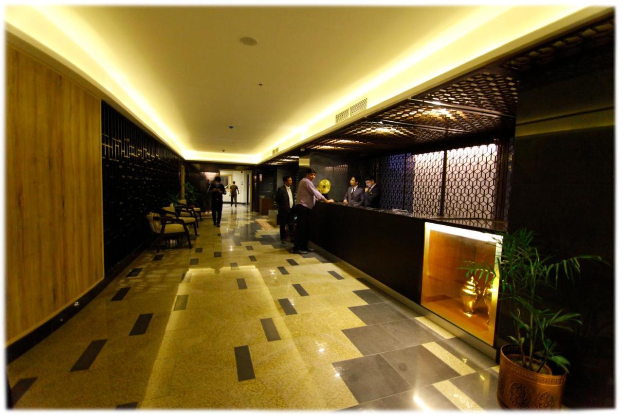 Hotel Dgates Lahore Extérieur photo