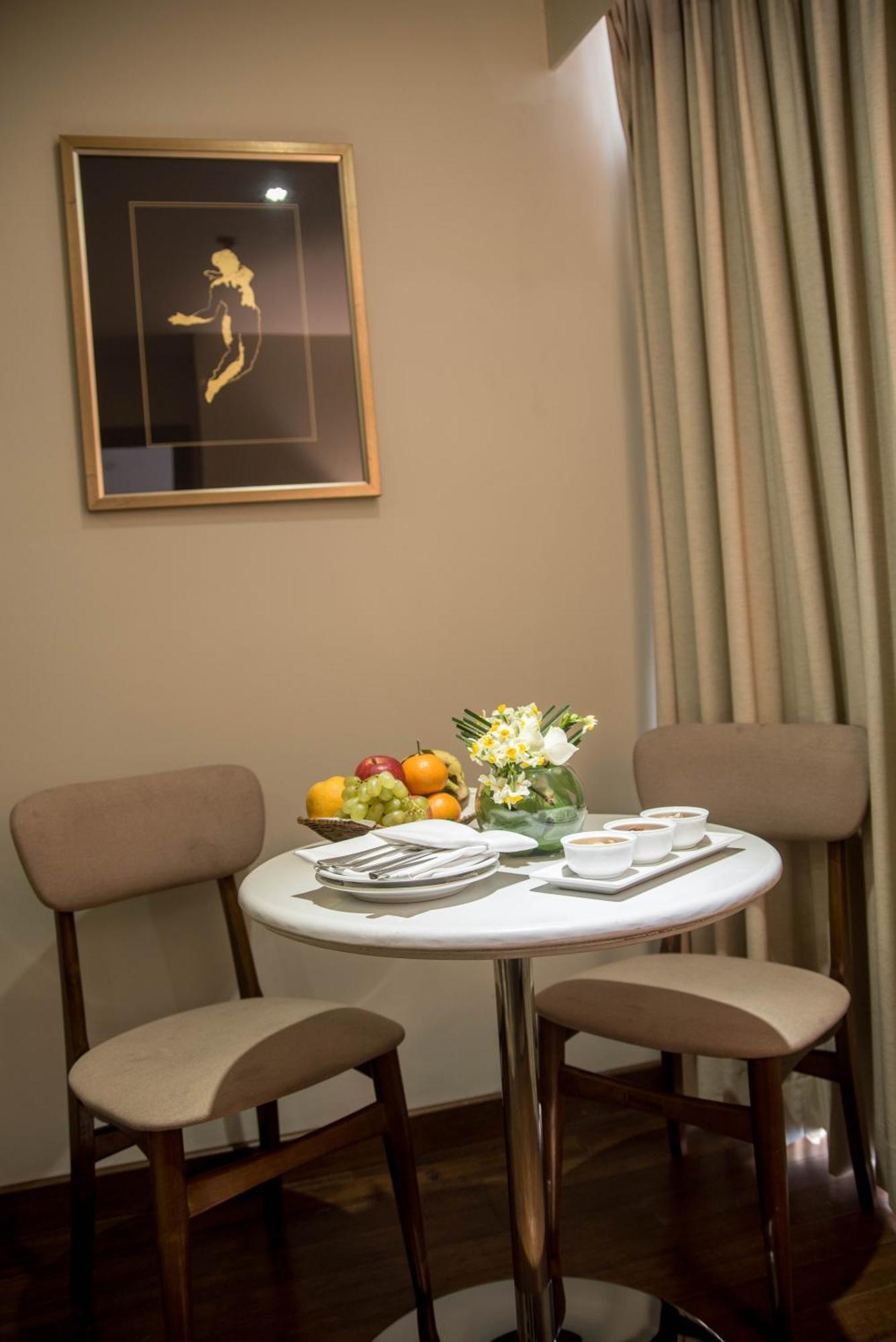 Hotel Dgates Lahore Extérieur photo